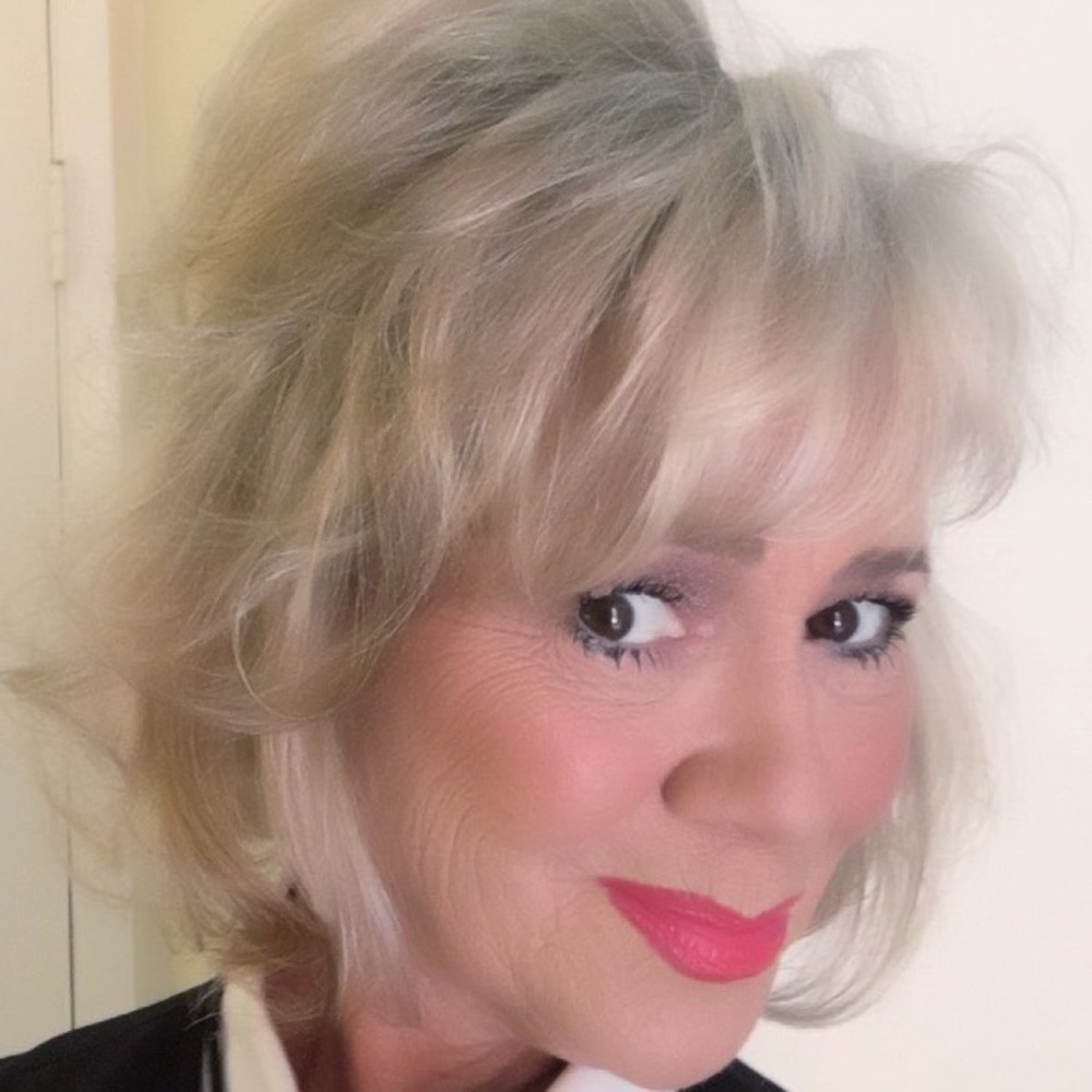 Meet your Posher, Jana